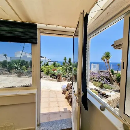 Casa Blanca Sea View *
