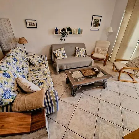 Casa Blanca Sea View *